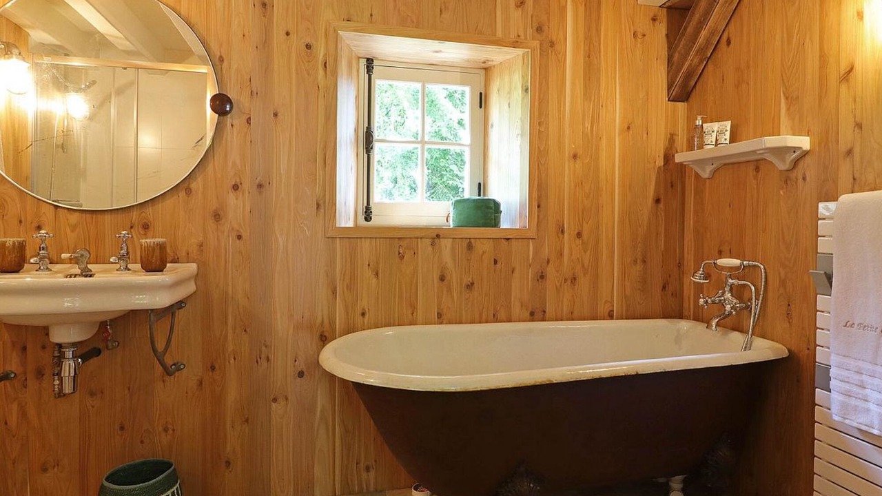 Photo of Bathroom in Perche-en-Noce