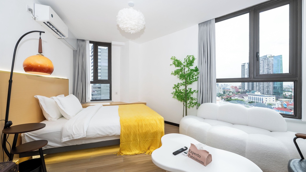 Photo of Bedroom in Tuol Kouk