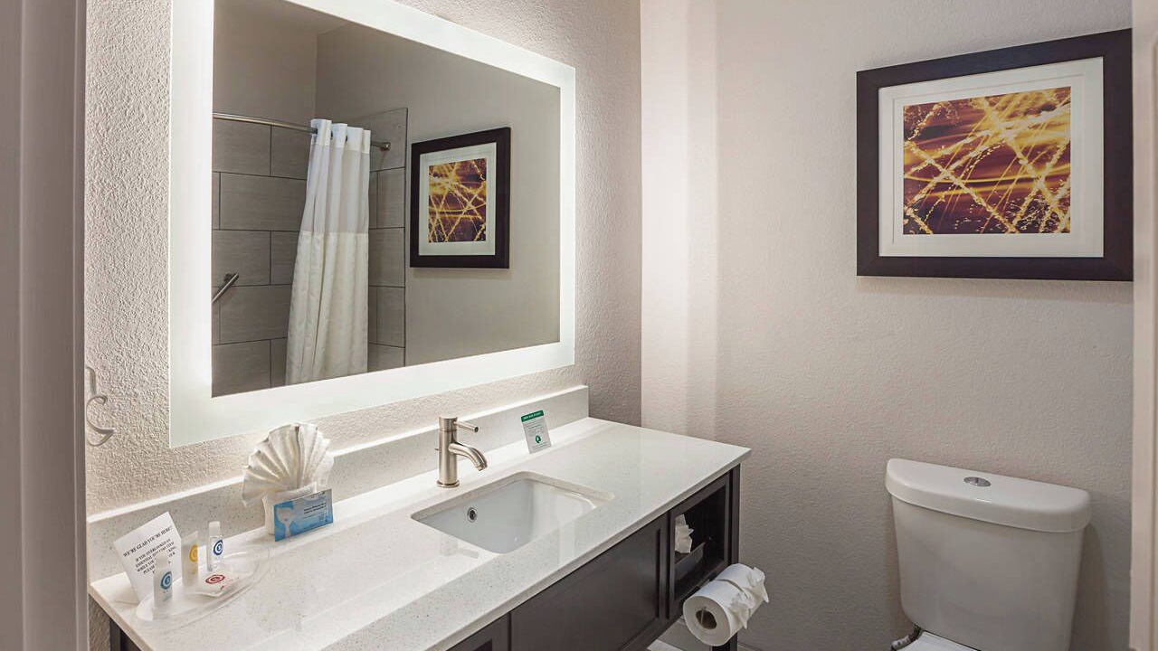 Photo of Bathroom in Lewisville
