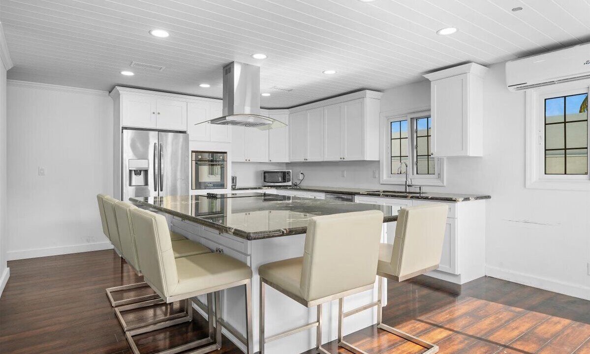 Photo of Kitchen in Bahama Palm Shores