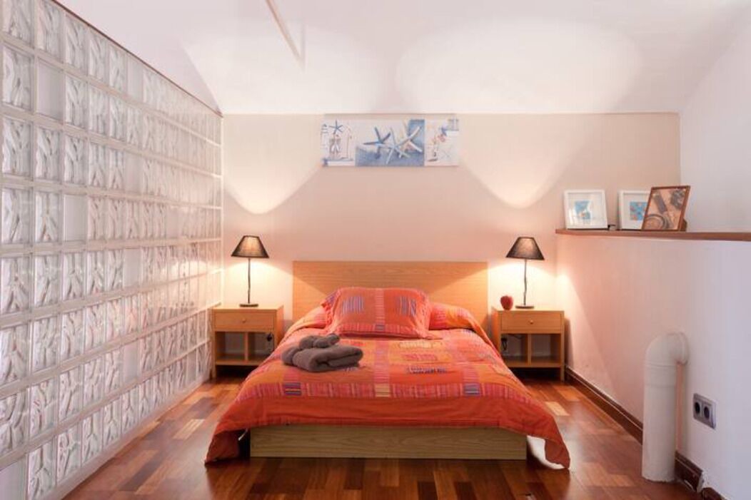 Photo of Bedroom in El Poble-sec