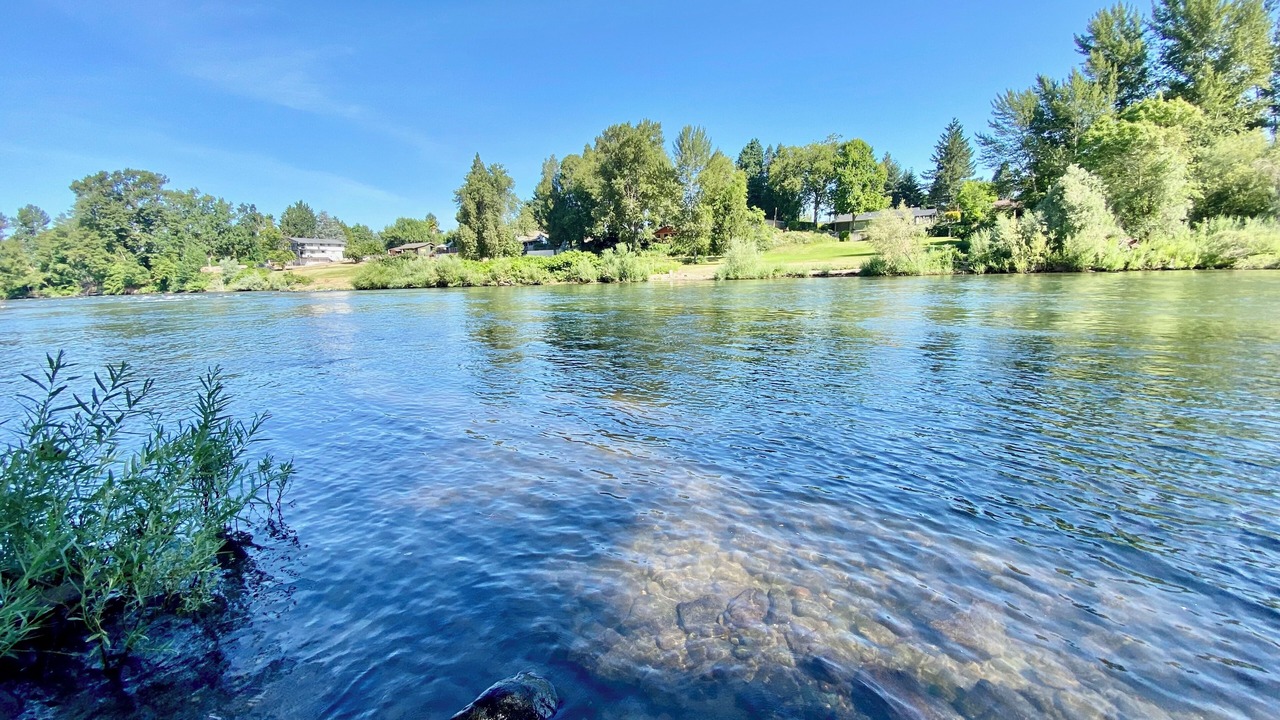 Photo of Others in Grants Pass