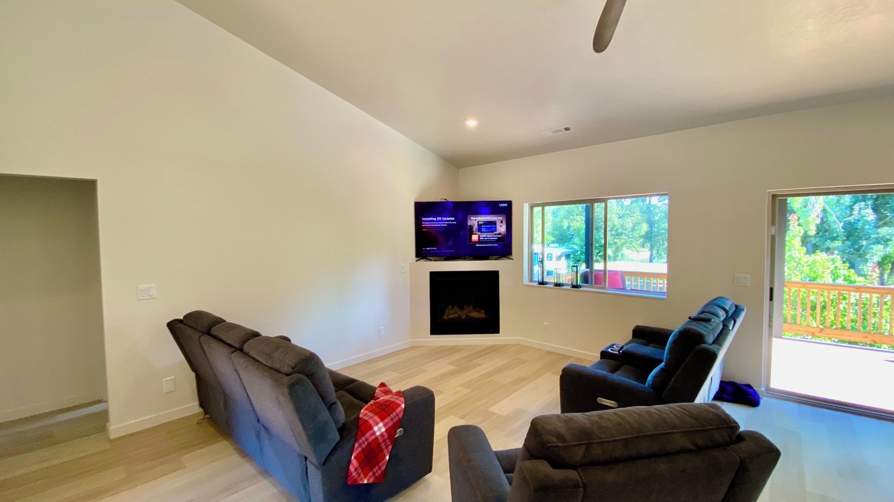 Photo of Livingroom in Grants Pass