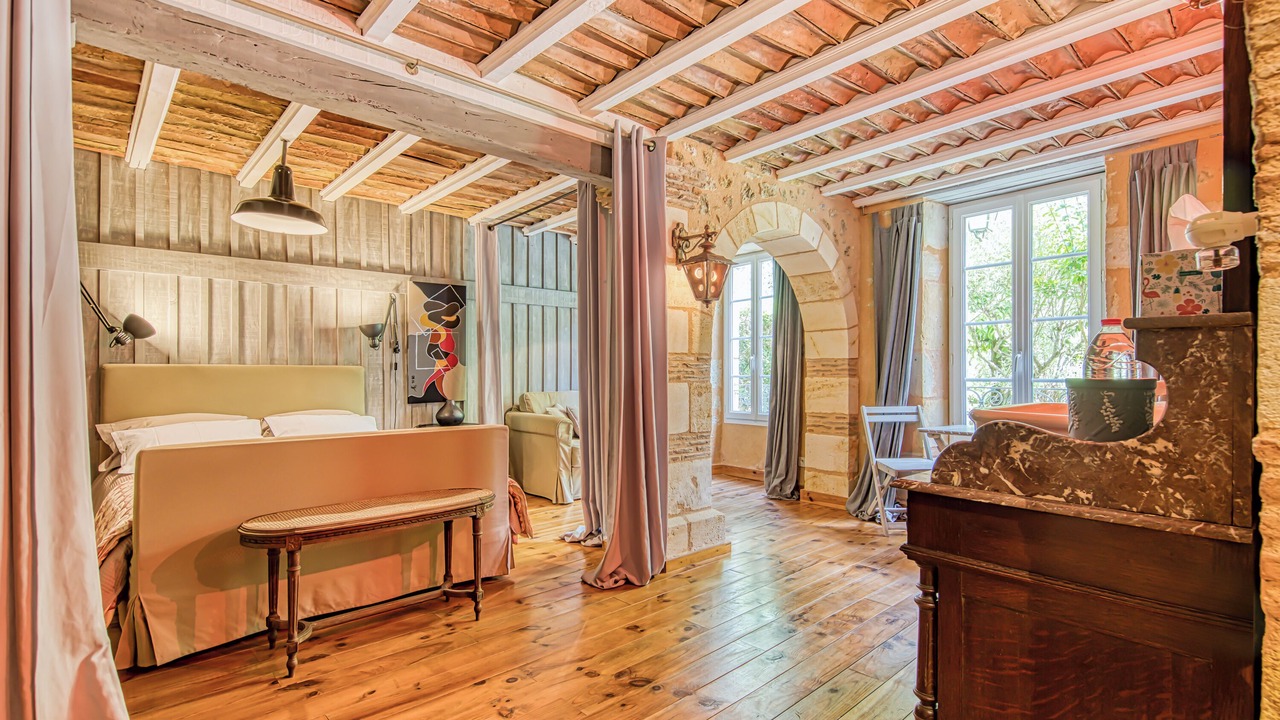 Photo of Bedroom in Noaillan