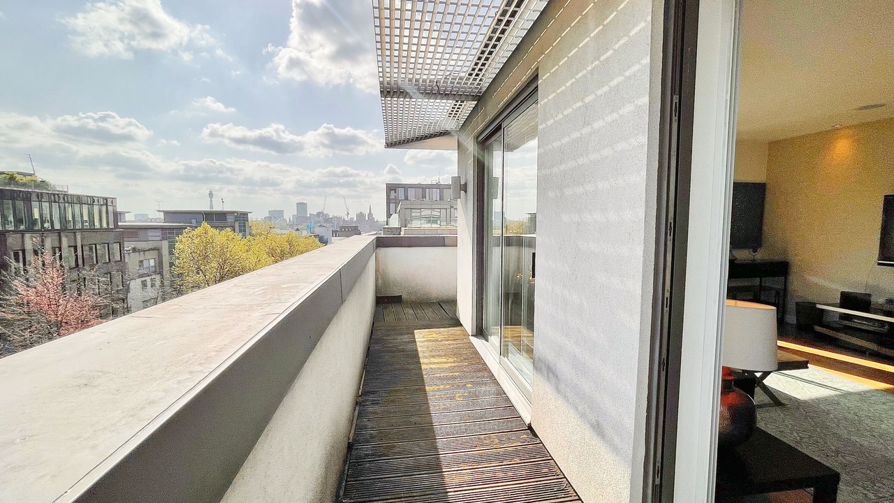 Photo of Patio Balcony in Angel