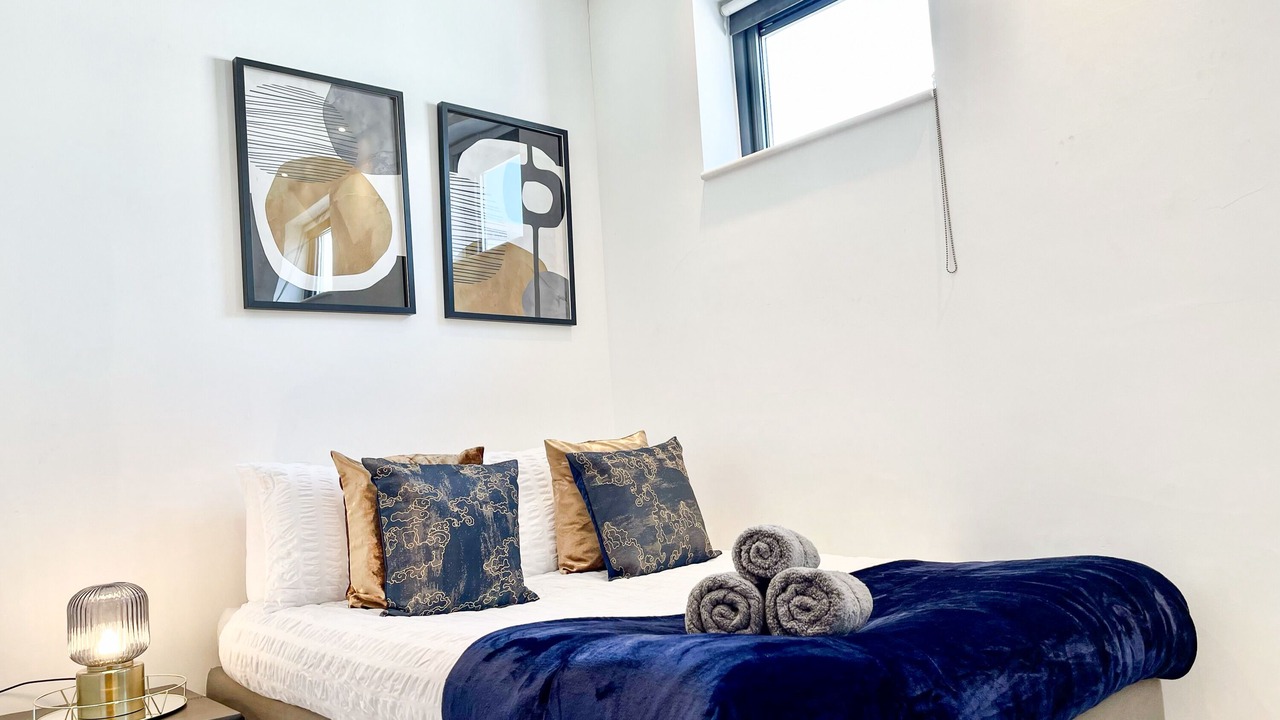 Photo of Bedroom in Angel