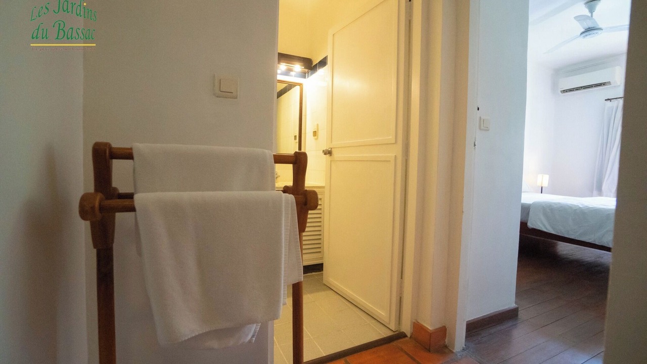 Photo of Bathroom in Chamkar Mon