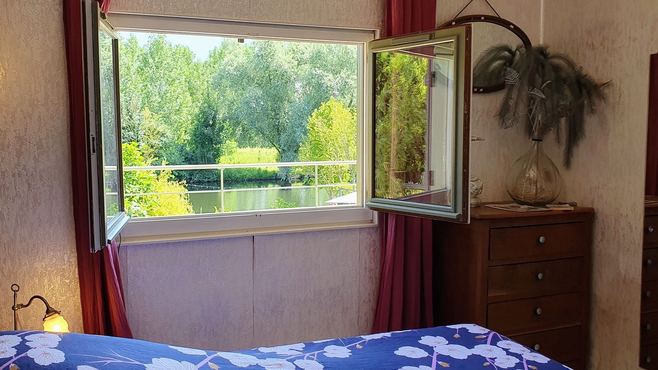 Photo of Bedroom in Cloyes-les-Trois-Rivieres