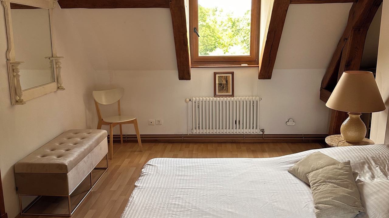 Photo of Bedroom in Mondreville