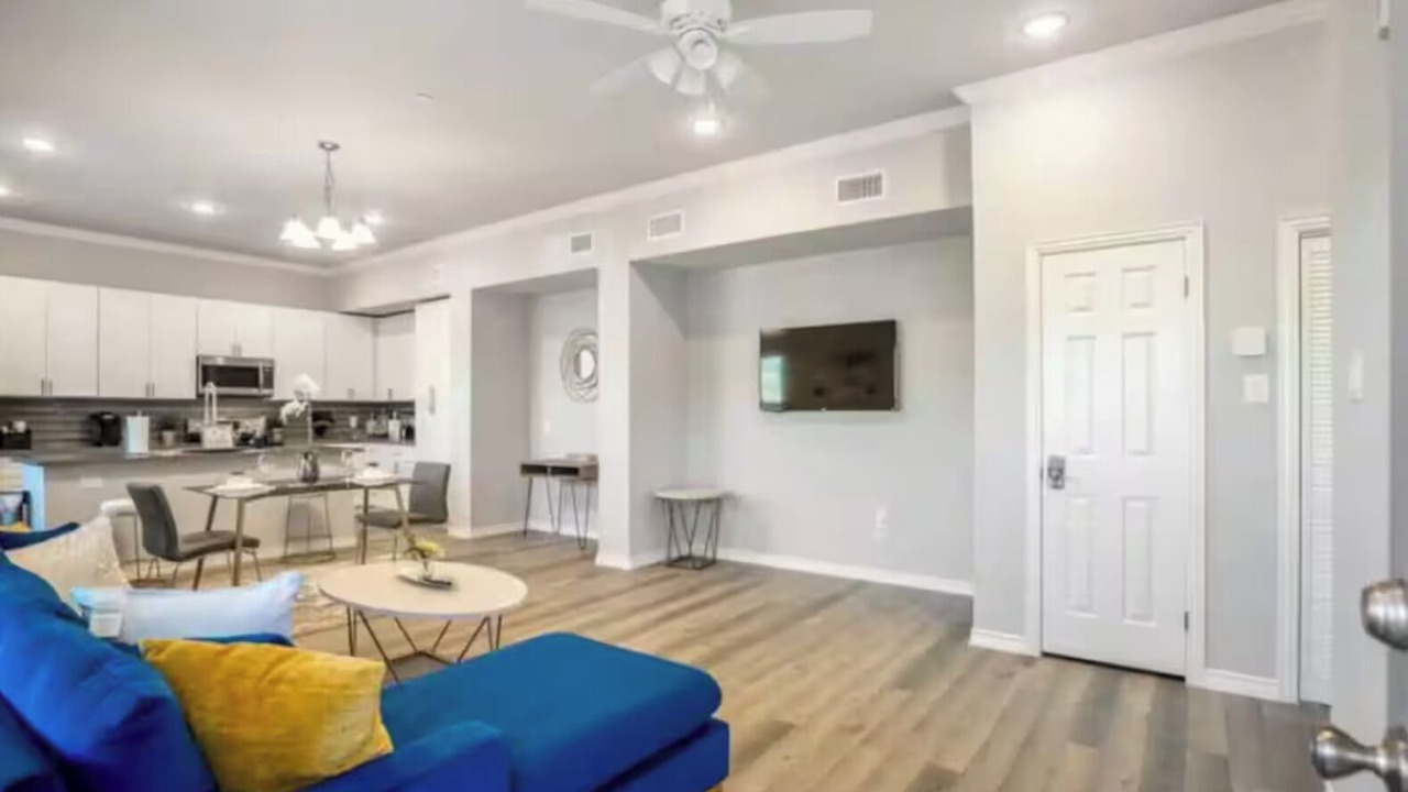 Photo of Livingroom in MacGregor