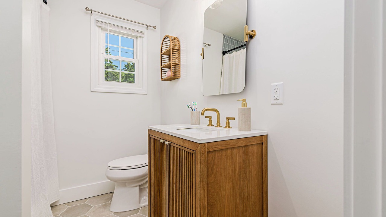 Photo of Bathroom in Misquamicut
