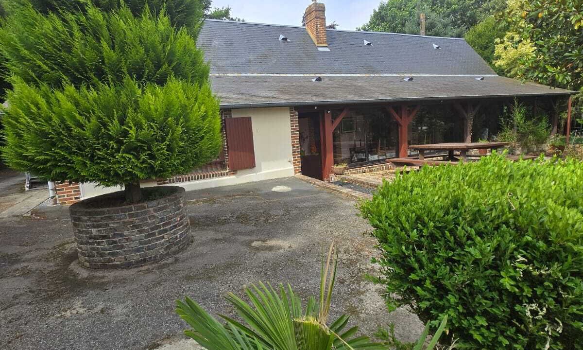 Photo of Outdoor in Rai