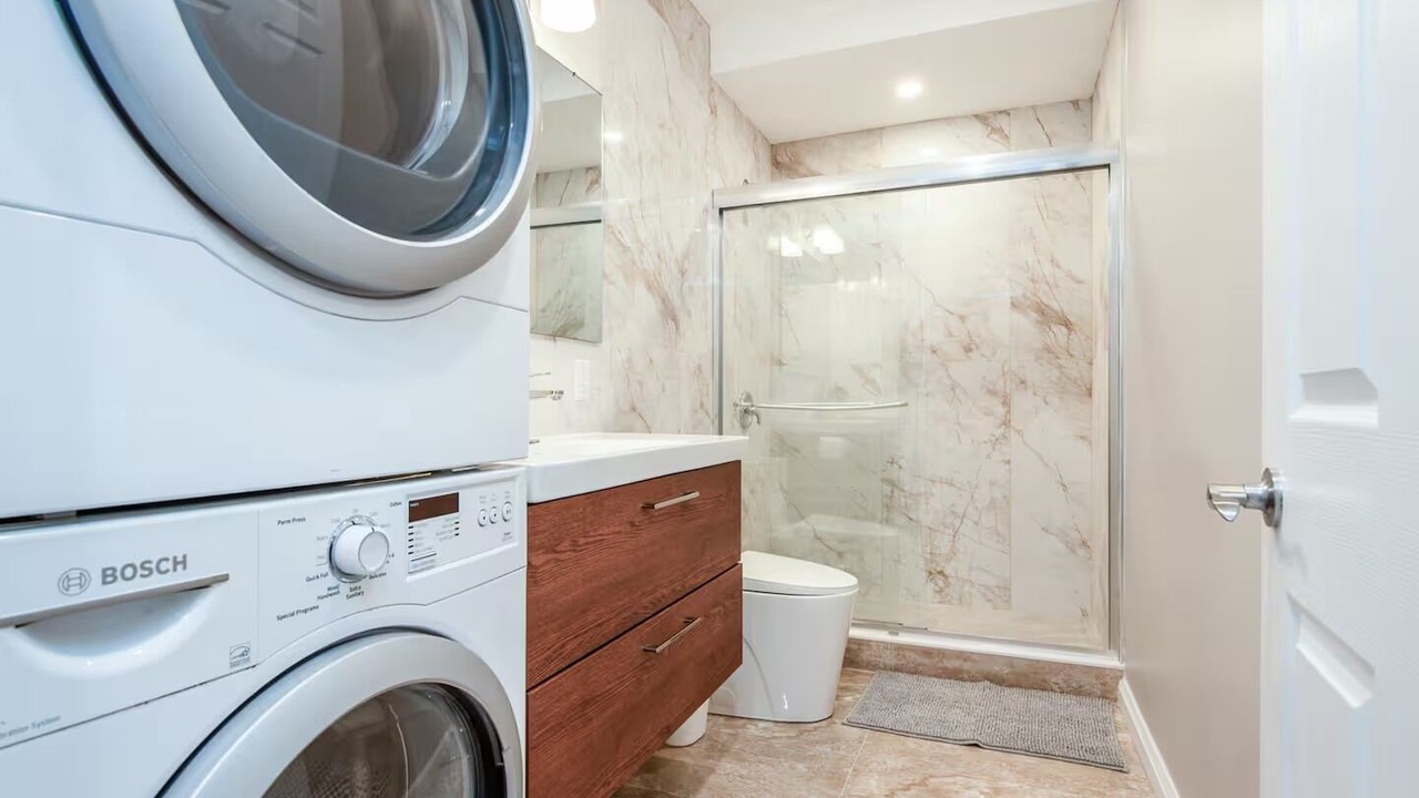 Photo of Bathroom in Doon South