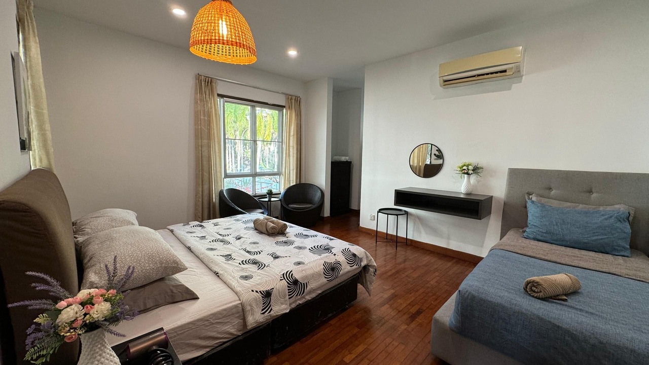 Photo of Bedroom in Batu Ferringhi