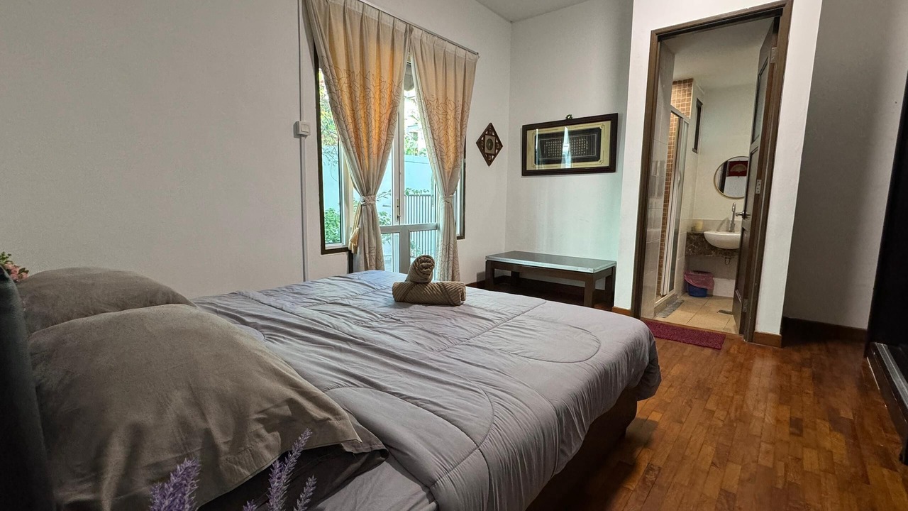 Photo of Bedroom in Batu Ferringhi