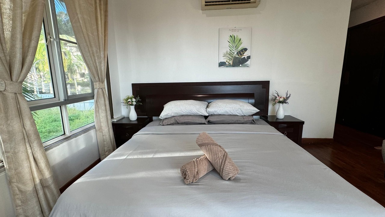 Photo of Bedroom in Batu Ferringhi