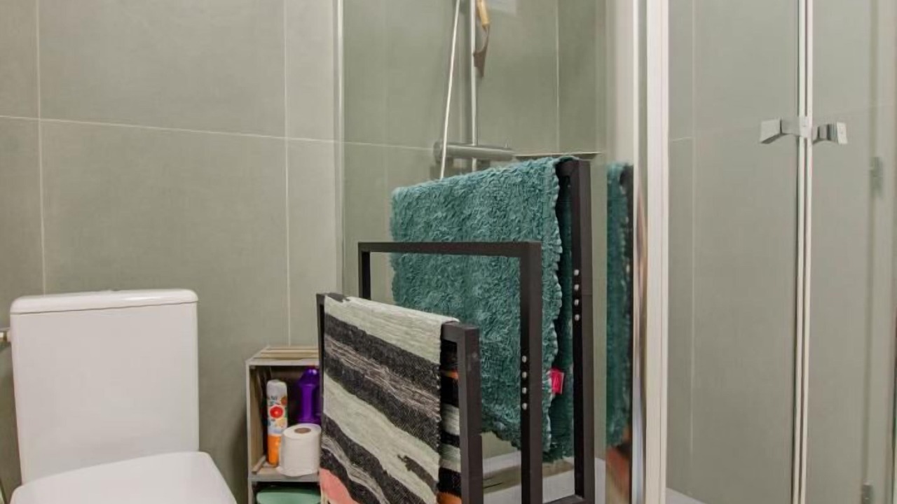 Photo of Bathroom in Villiers-sous-Praslin