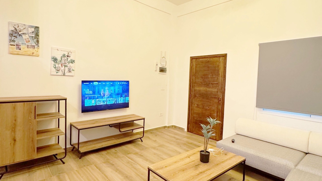 Photo of Livingroom in Achrafieh