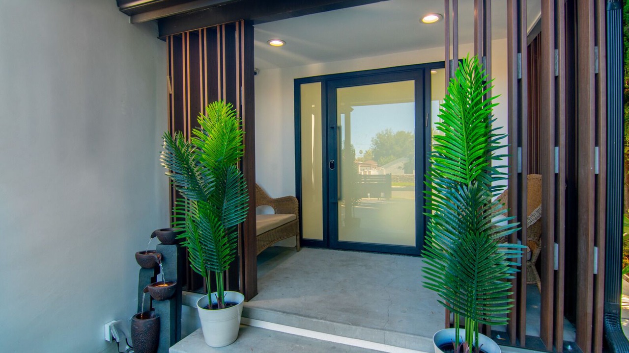 Photo of Patio Balcony in Reseda