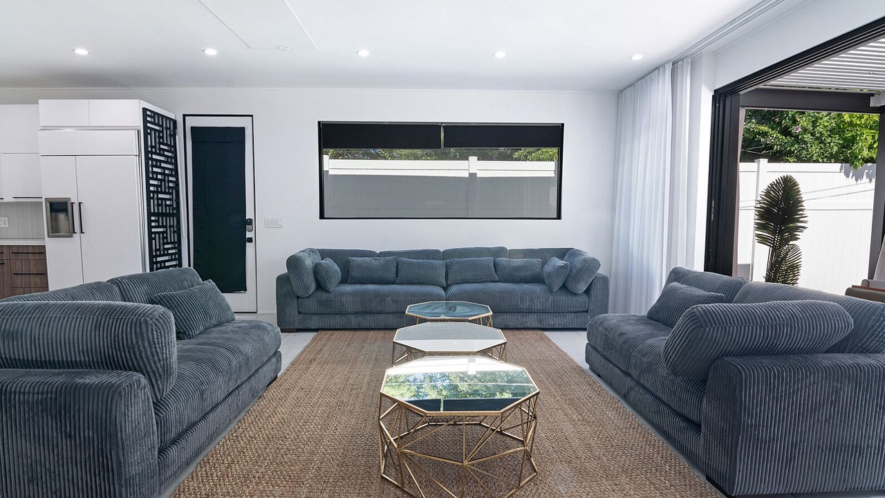 Photo of Livingroom in Reseda