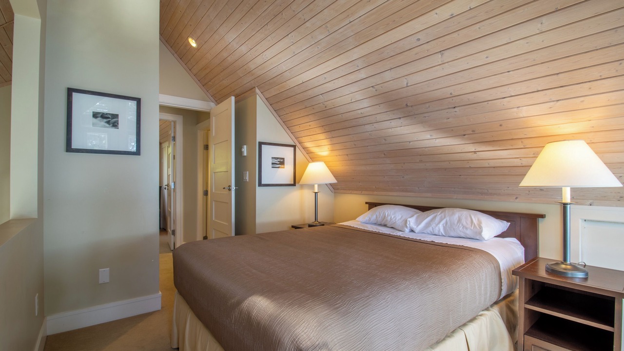 Photo of Bedroom in Pender Island