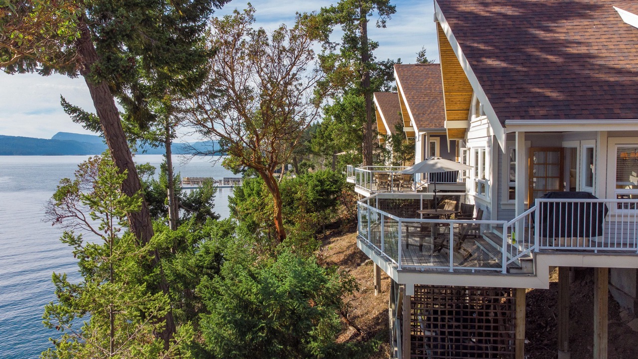 Photo of Patio Balcony in Pender Island