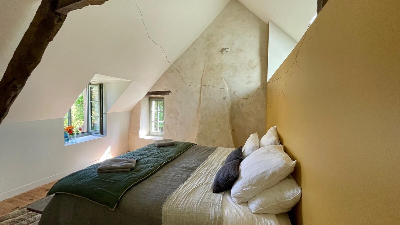 Photo of Bedroom in Courcerault