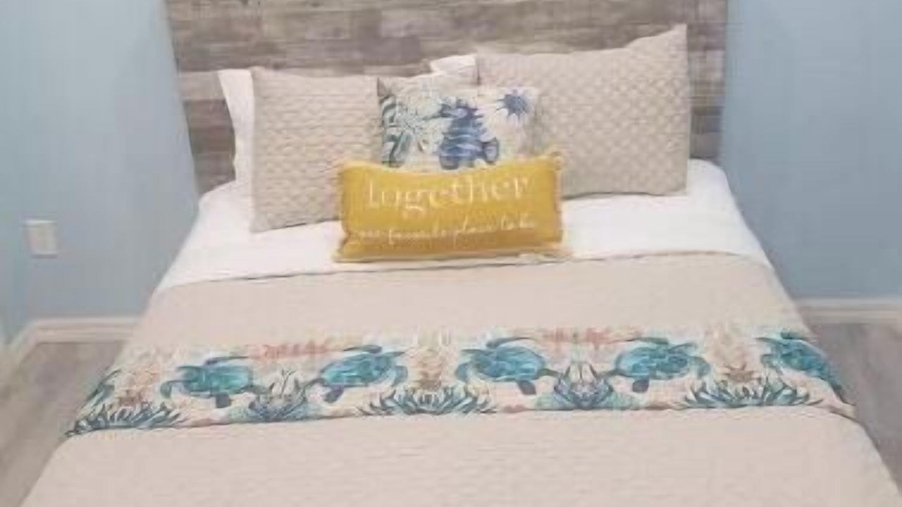 Photo of Bedroom in Nassau
