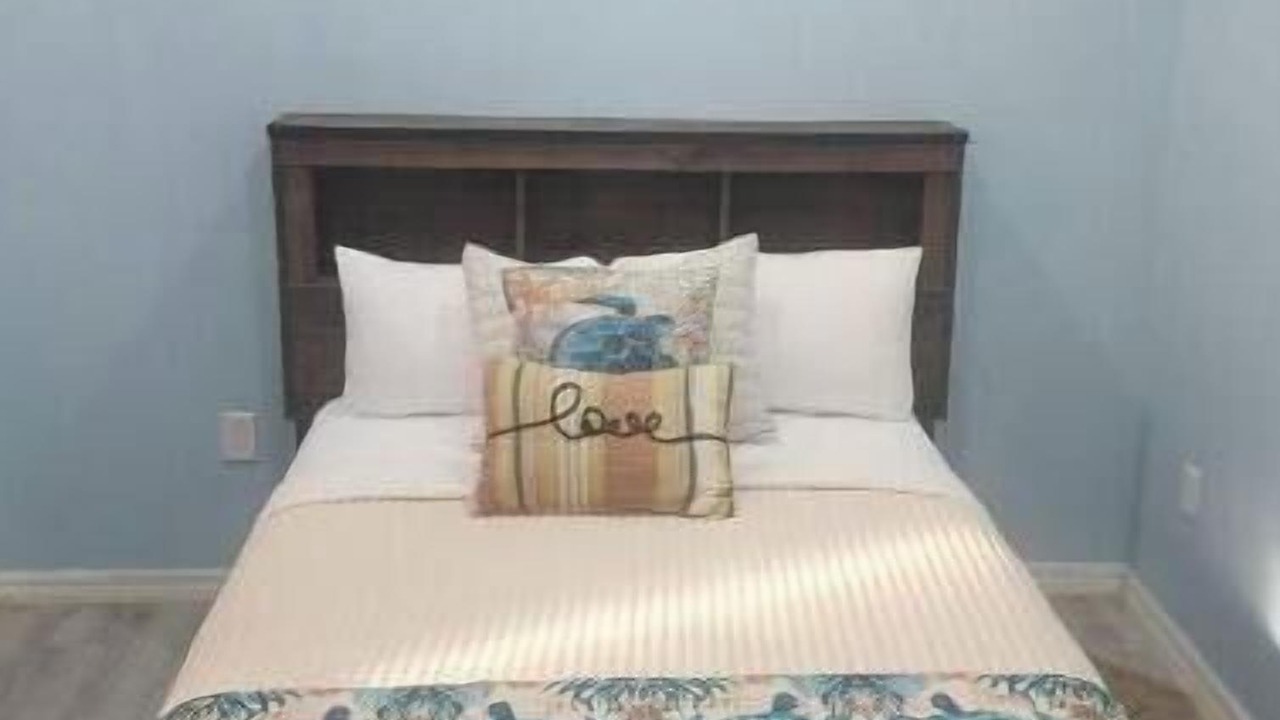 Photo of Bedroom in Nassau
