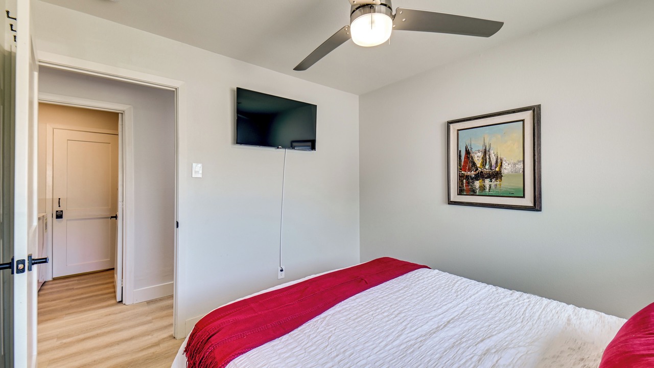 Photo of Bedroom in Farmers Branch