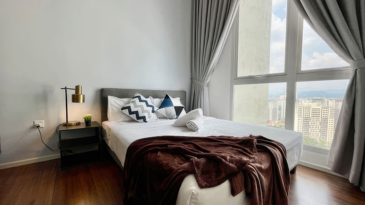 Photo of Bedroom in Maluri