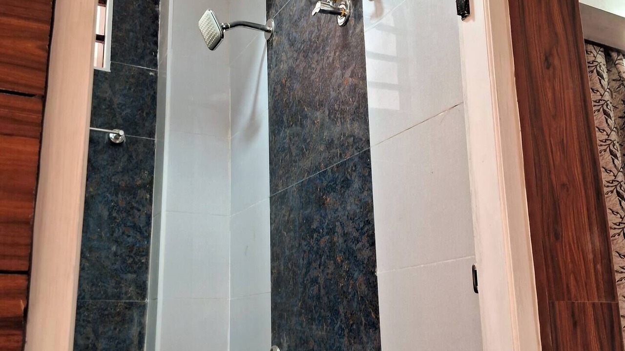 Photo of Bathroom in Suchindram