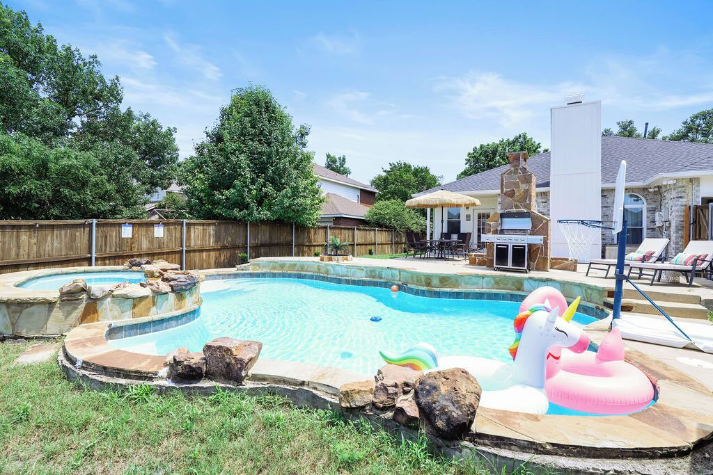 Photo of Outdoor in Allen