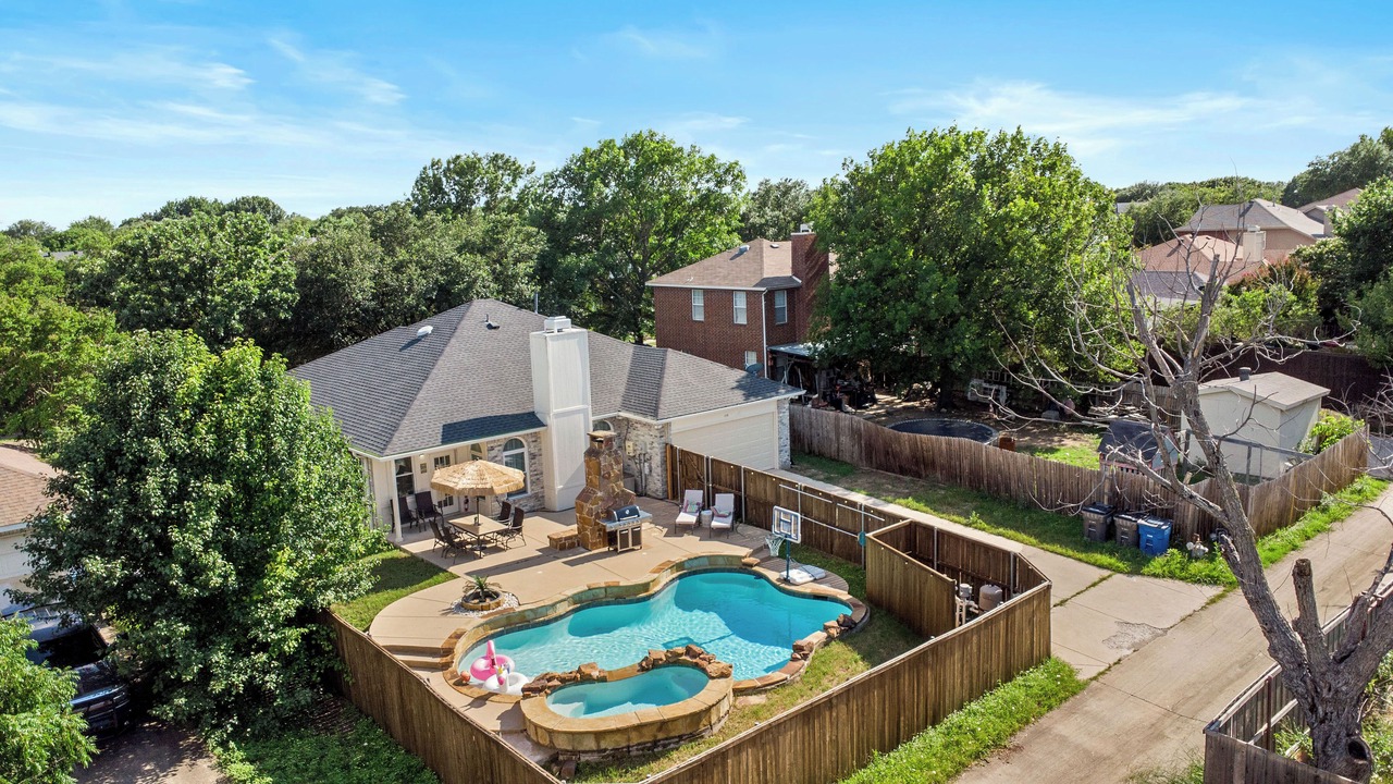 Photo of Outdoor in Allen