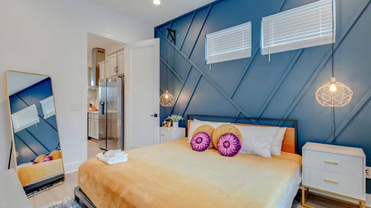 Photo of Bedroom in Hadley - Washington