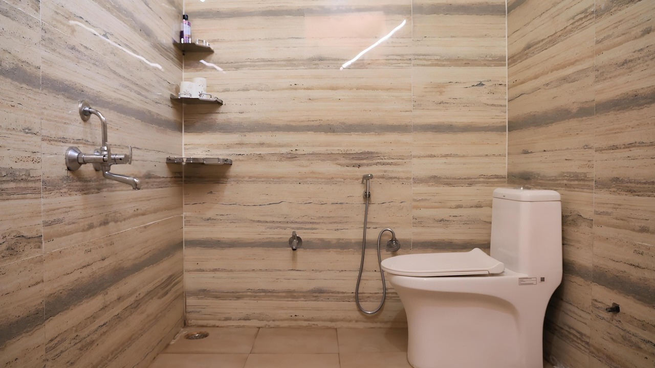Photo of Bathroom in Tehri