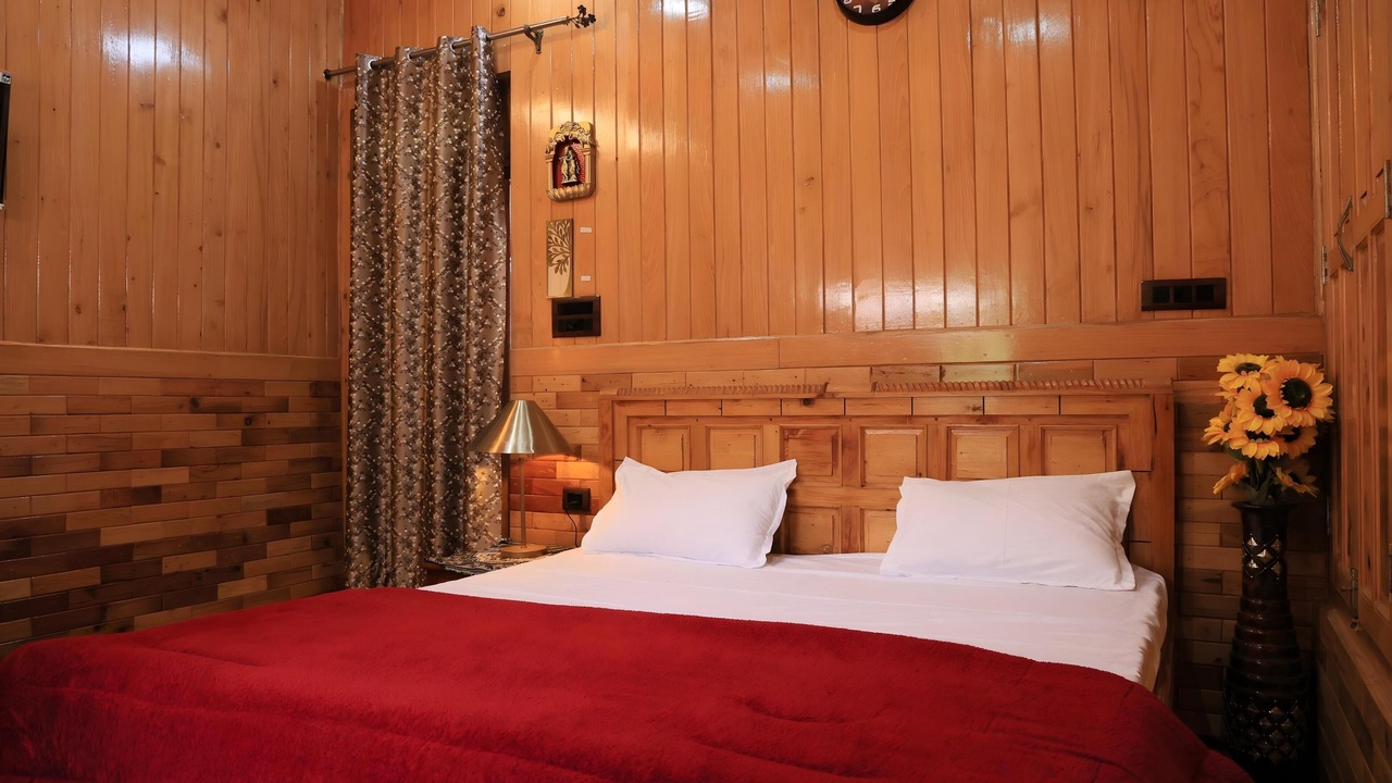 Photo of Bedroom in Tehri