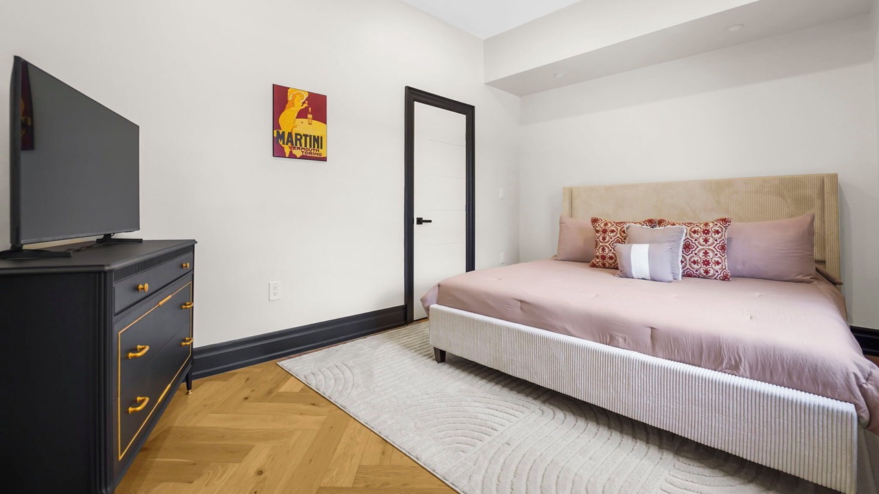 Photo of Bedroom in Salem