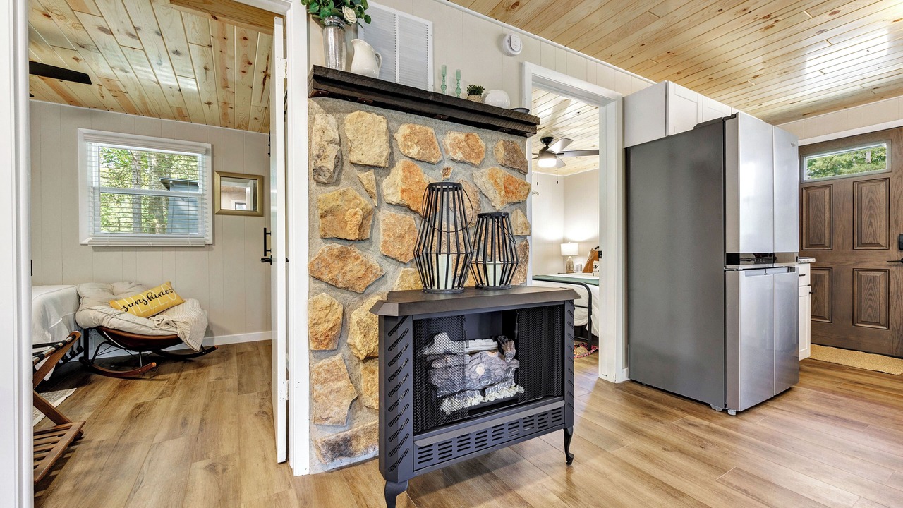 Photo of Livingroom in Lakewood