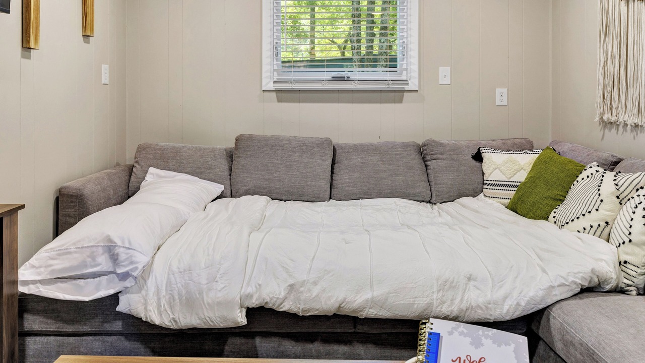 Photo of Bedroom in Lakewood