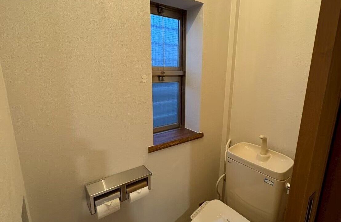Photo of Bathroom in Kuwana