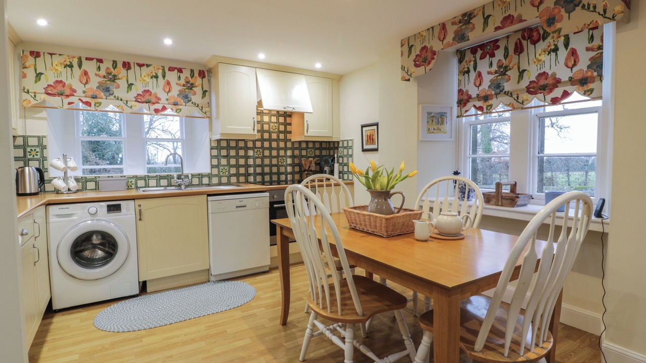 Photo of Kitchen in Glenisla