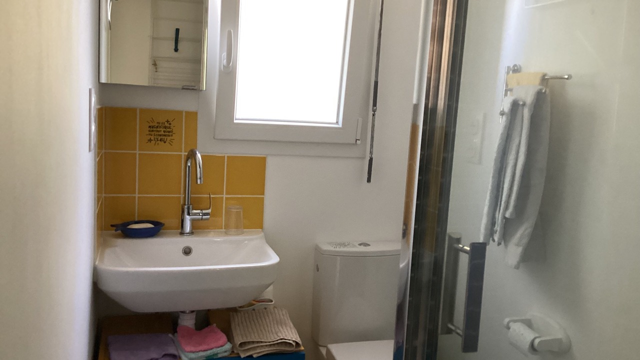 Photo of Bathroom in Ushant