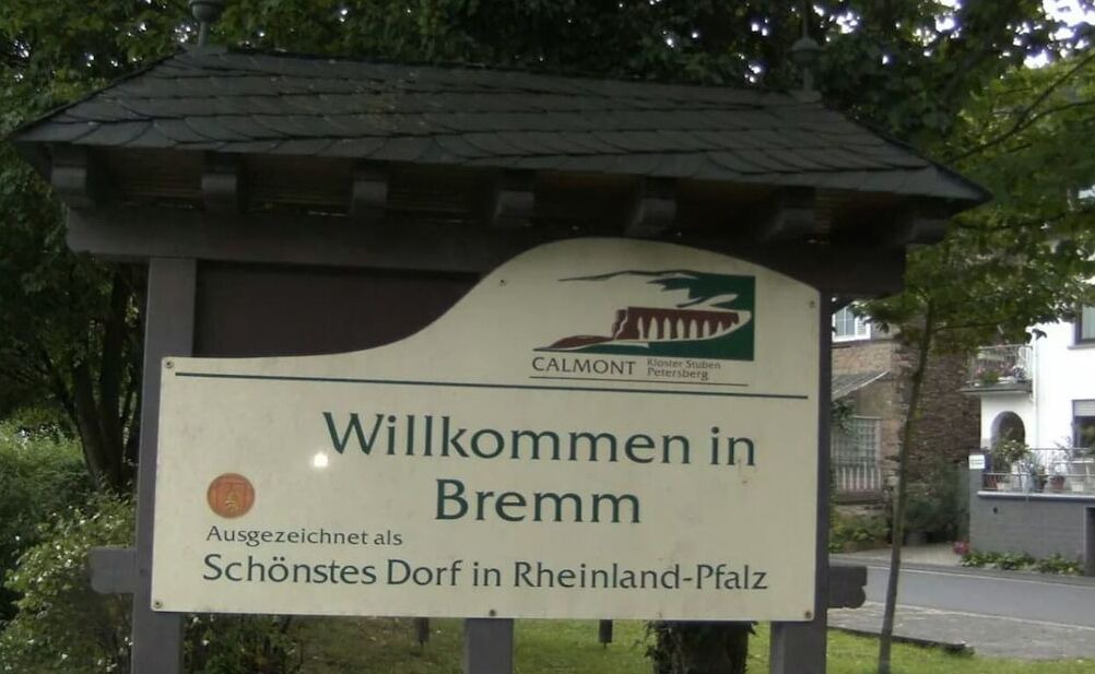 Photo of Others in Bremm