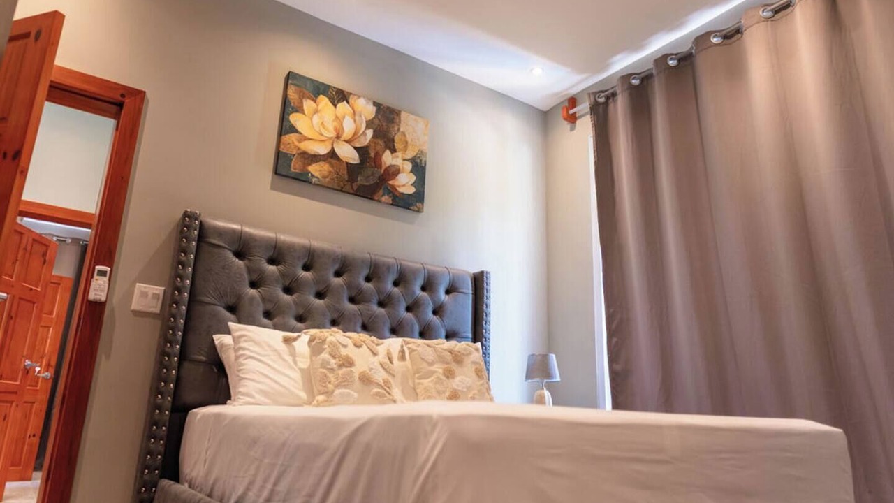 Photo of Bedroom in Dixon Cove