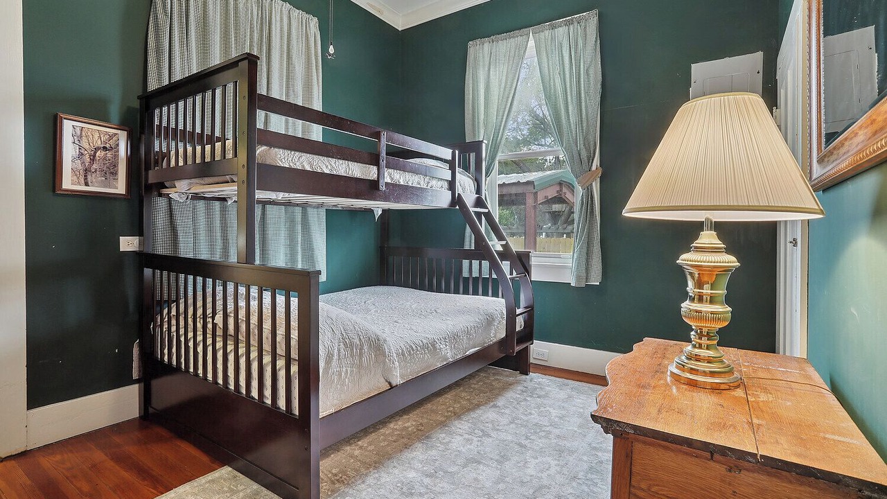 Photo of Bedroom in New Roads