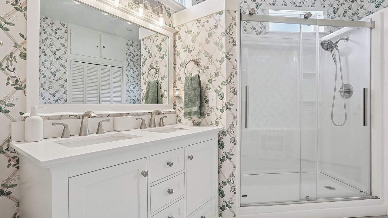 Photo of Bathroom in New Roads