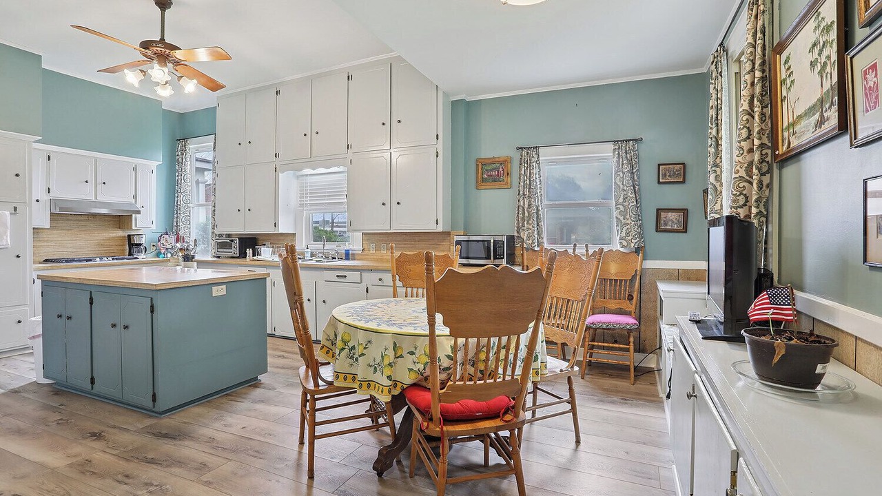 Photo of Kitchen in New Roads