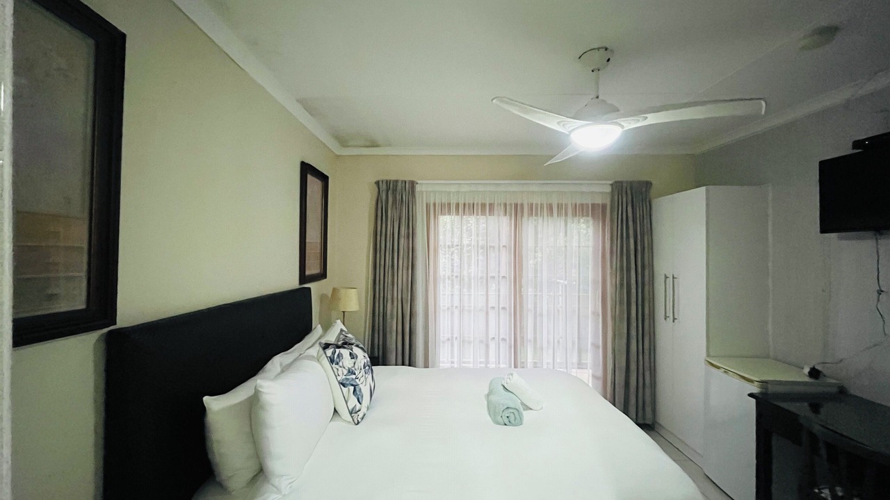 Photo of Bedroom in Selborne