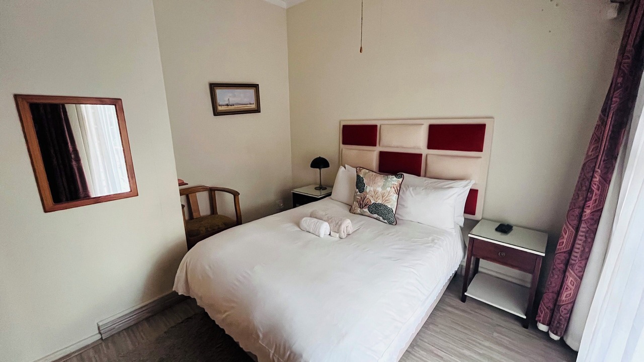 Photo of Bedroom in Selborne